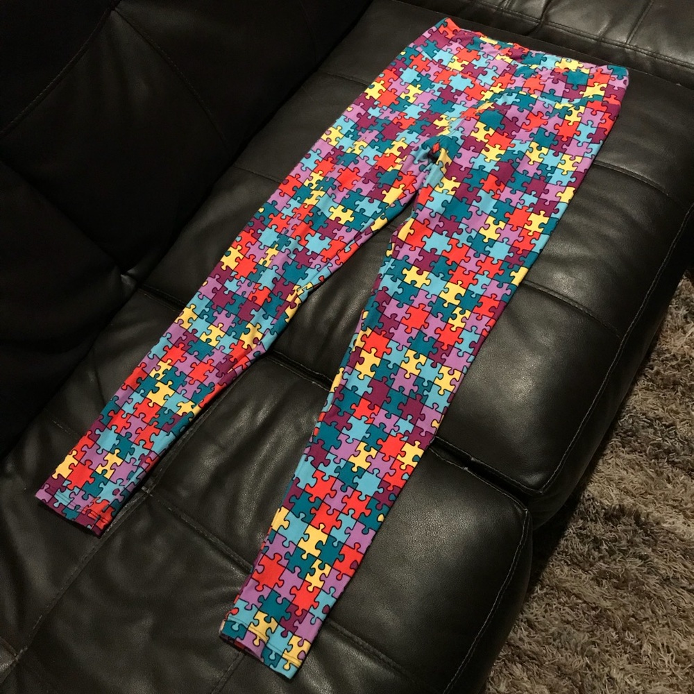Lularoe puzzle piece one size leggings